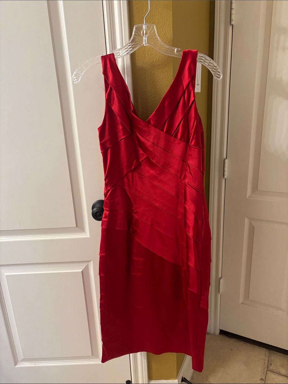 Tadashi Shoji Red Cocktail Dress - 8